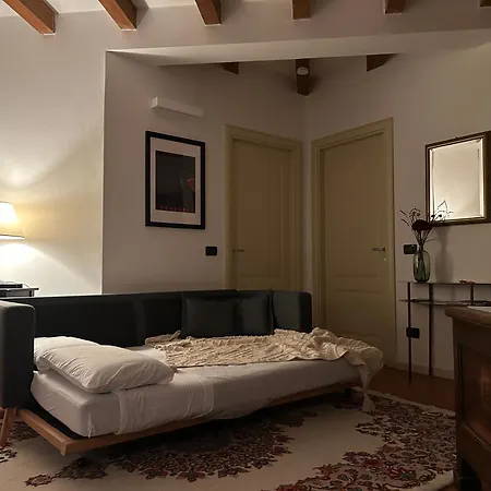 Casa Enzo - Near The Centre Bed & Breakfast